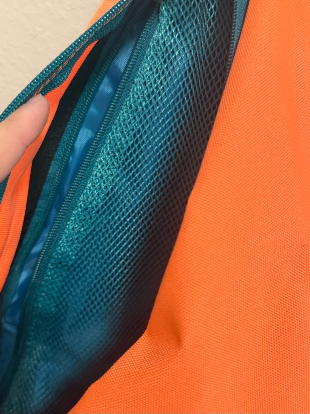 Kavu Paxton Rope Back Pack in Electric Lily - Picture 6 of 9